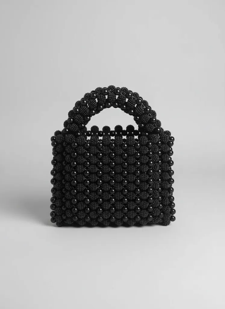 Siyah Boncuklu Örgü Çanta - El Emeği Şık Tasarım