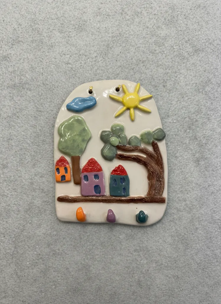 Seramik Duvar Süsü Anahtarlık - El Emeği Boyama Ev ve Doğa Temalı