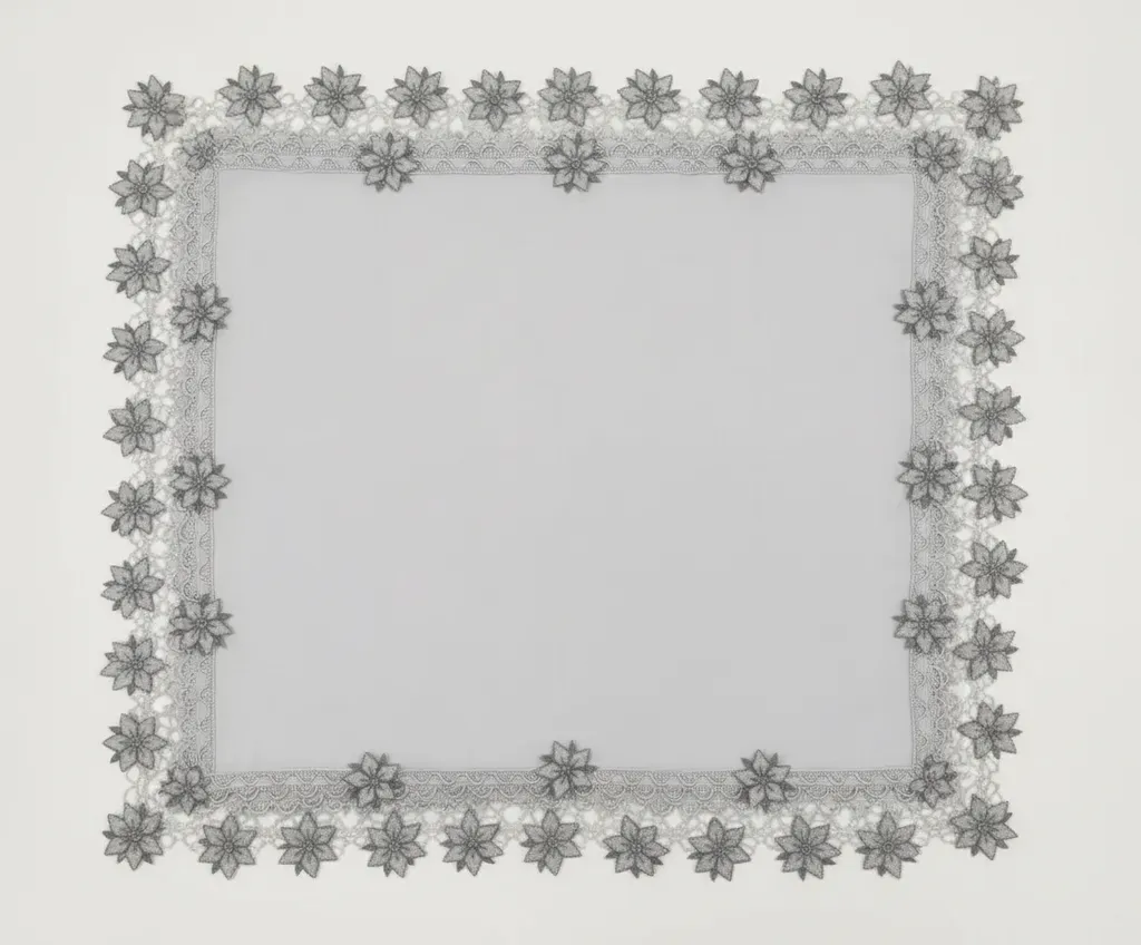 El İşi Gri İğne Oyası Namaz Örtüsü - Krep Kumaş, Çiçek Motifli