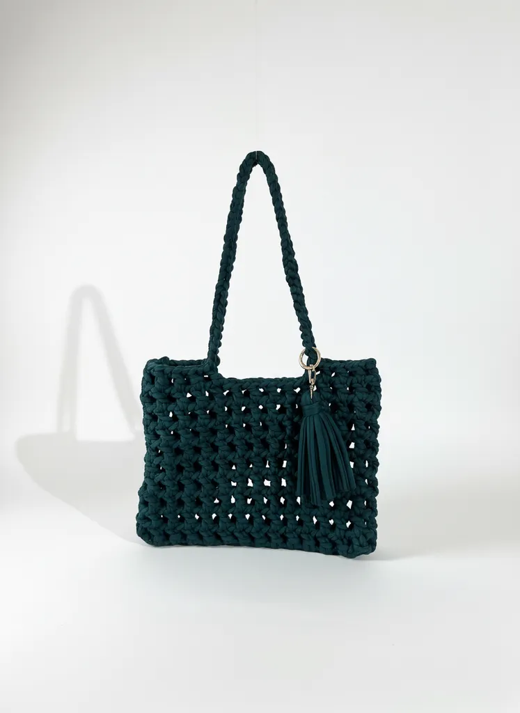 El Yapımı Sarı Veronika Çanta – Penye İp, Şık ve Kullanışlı