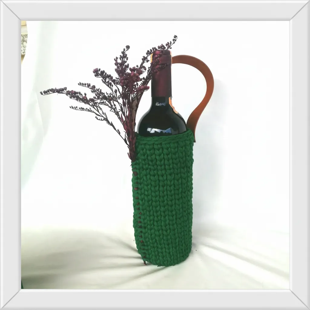 Yeşil Örgü Şişe Kılıfı - Deri Saplı Özel Tasarım Şişelik