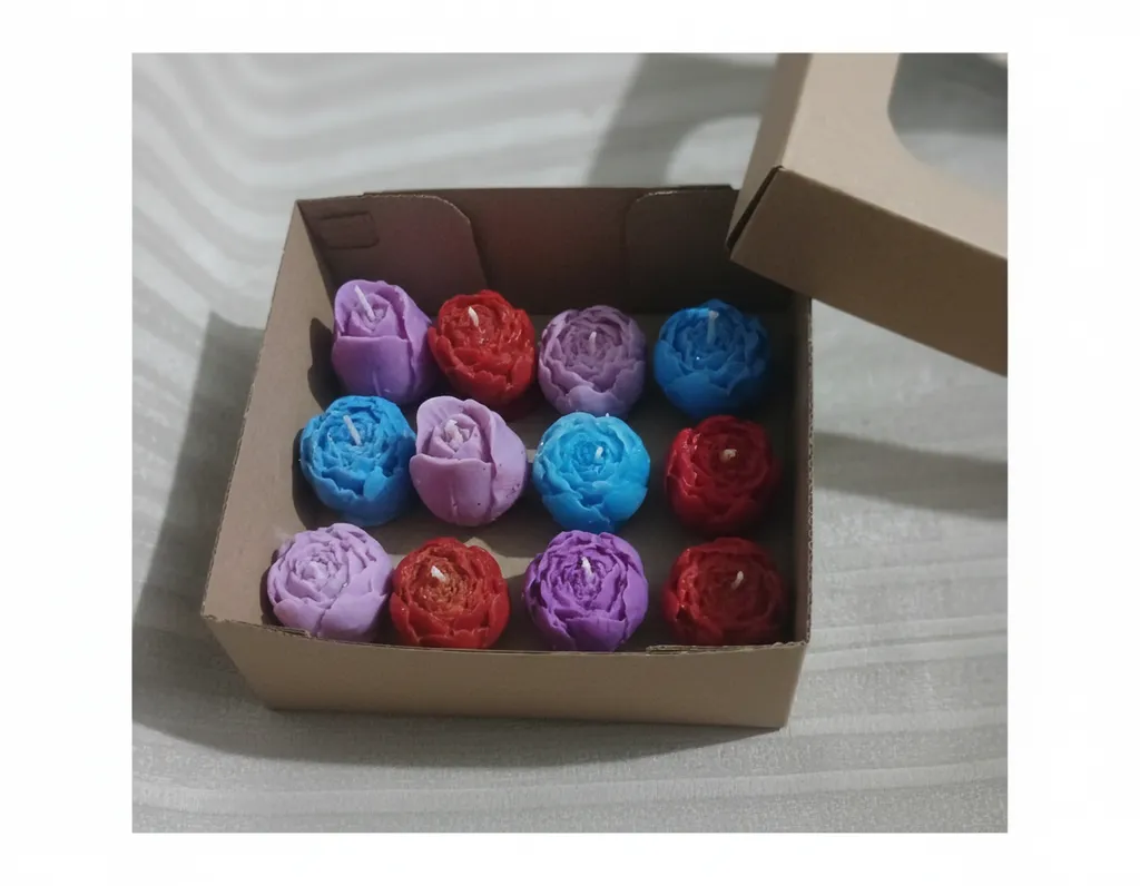 12li Renkli Şakayık Çiçek Mum Seti – El Yapımı Dekoratif Mumlar