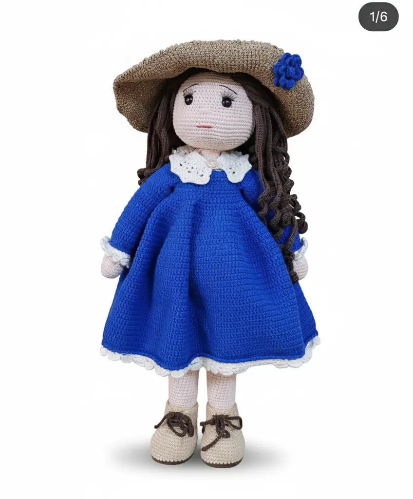 Rosalinda Örgü Bebek – Koyu Mavi Elbiseli & Şapkalı