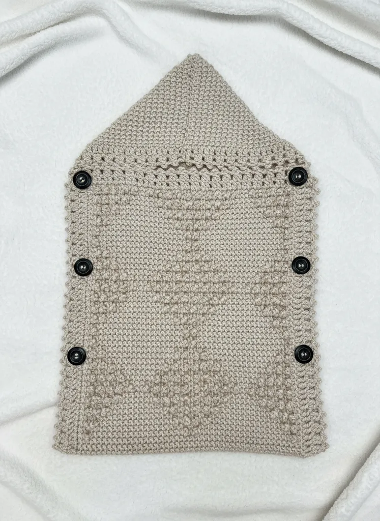 El Örgüsü Bebek Uyku Battaniyesi - Krem Rengi, Düğmeli, Pamuklu, Çok Amaçlı