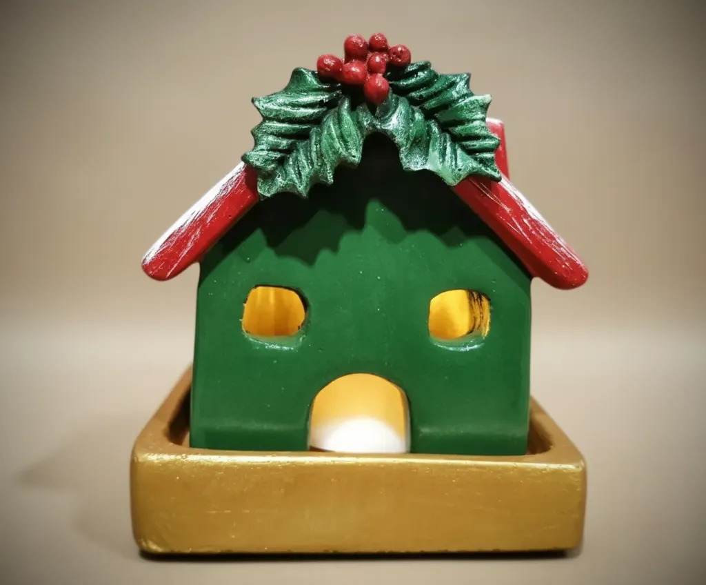 Yılbaşı Temalı Yeşil Ev Tasarımlı Tealight Mumluk - Dekoratif Hediyelik