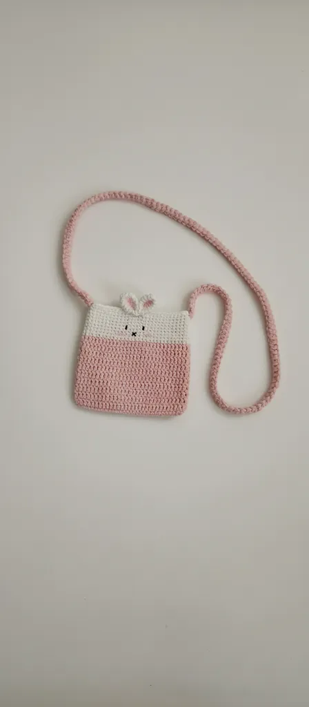 Kız Çocuk Pembe El Örgüsü Tavşan Desenli Omuz Çantası - Şık Tasarım