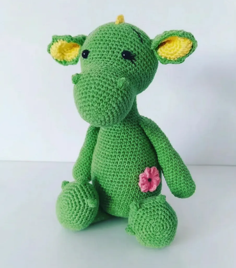 Yeşil Amigurumi Dinozor Oyuncak - El Yapımı Tığ İşi Bebek Hediyesi