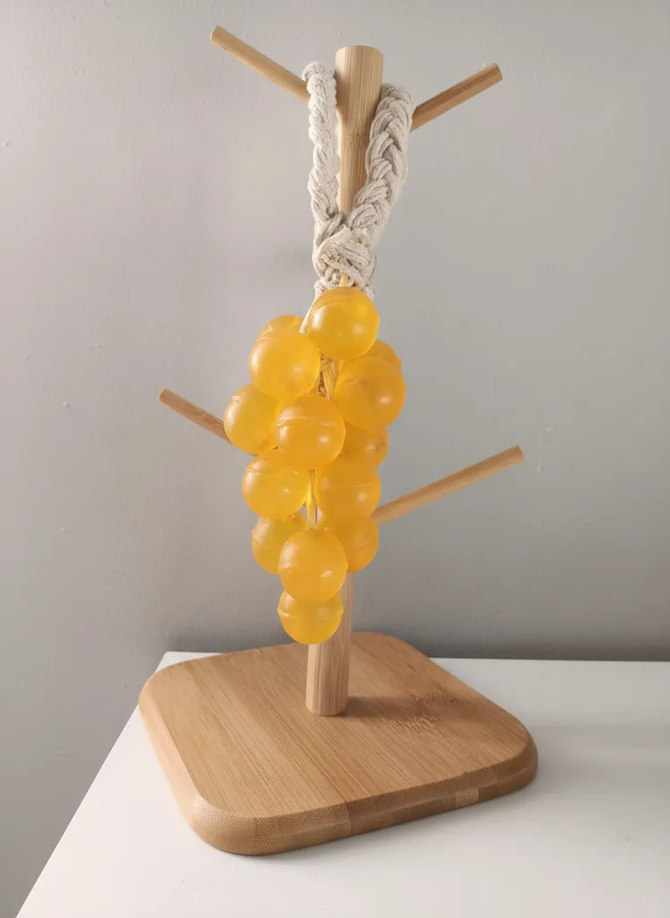 Üzüm Salkımı Tasarımlı Doğal Gliserinli Sarı Sabun