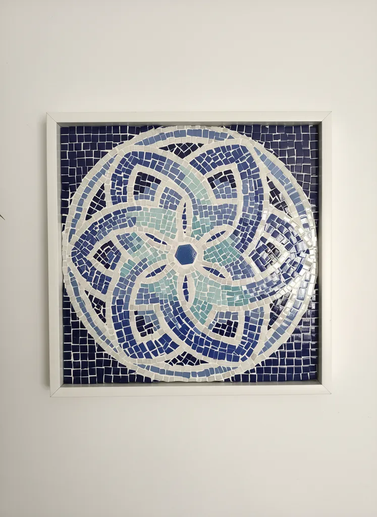 Mavi Tonlarında Mozaik Tablo - 40x40 cm Dekoratif Duvar Sanatı