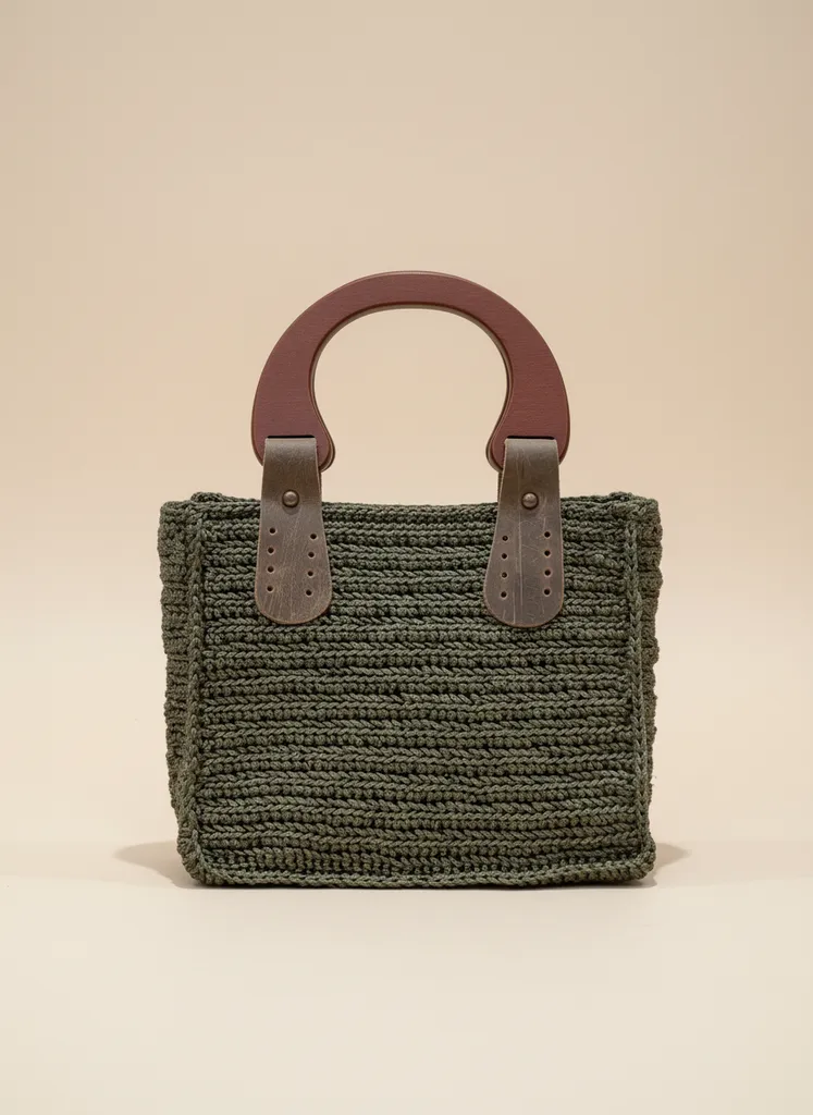 Zeytin Yeşili Örgü El Çantası - Ahşap ve Deri Detaylı Şık Tasarım