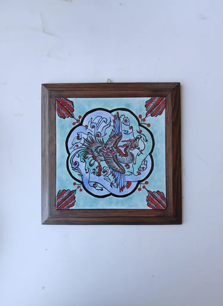 Phoenix Desenli El Yapımı Çini Tablo - Sarıçam Ahşap Çerçeveli 27x27 cm