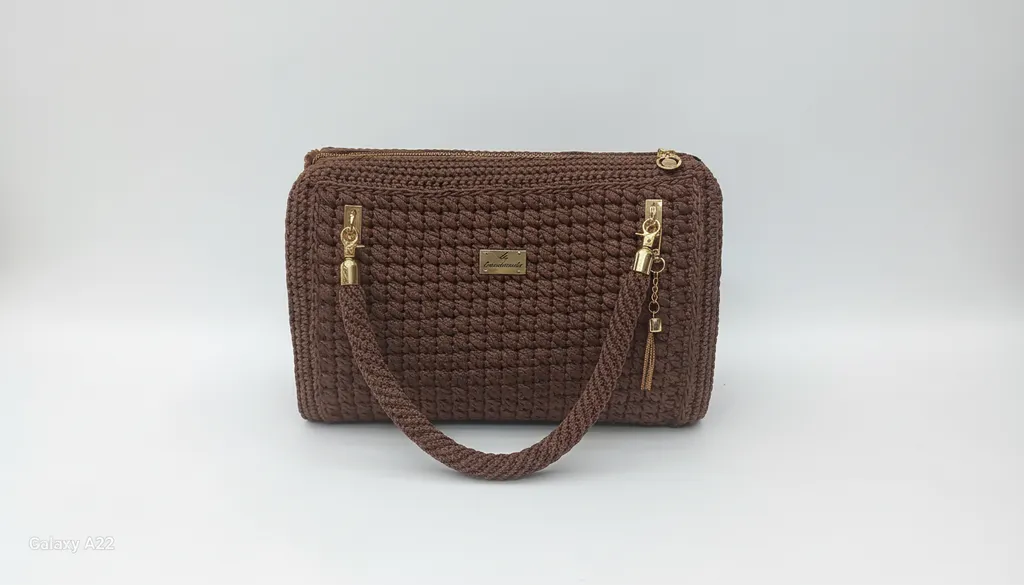 Kahverengi Makrome Örgü El Çantası - Özel Tasarım, Şık ve Zarif