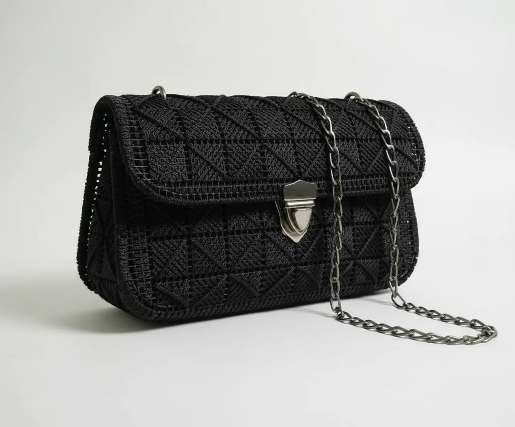 Siyah Örgü Zincir Askılı Omuz Çantası - Orta Boy ve Astarlı