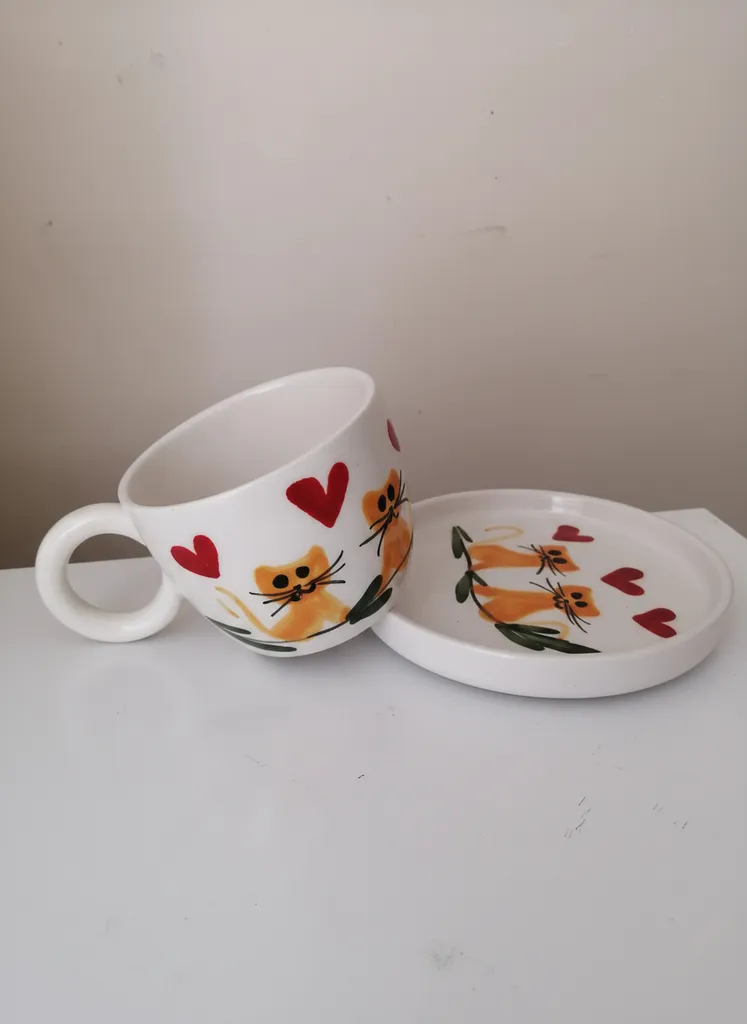Kedi Desenli Seramik Duble Kahve Fincanı ve Tabak Seti