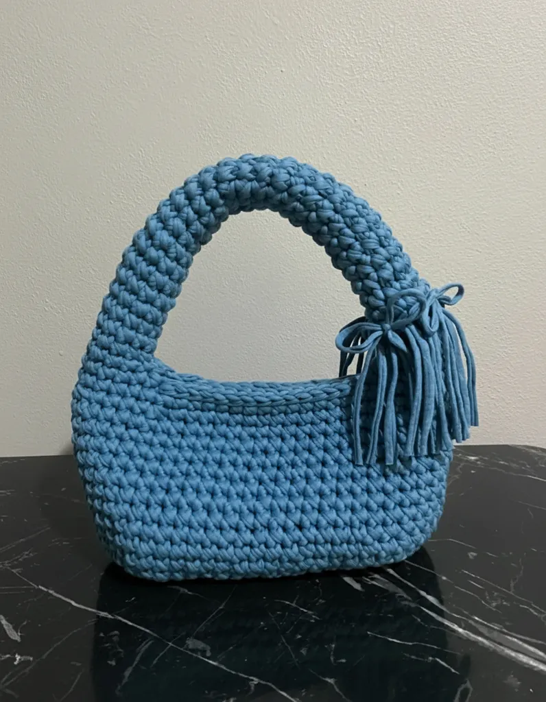Mavi Penye İp Örgü Omuz Çantası - Püsküllü Detaylı - El Örgüsü