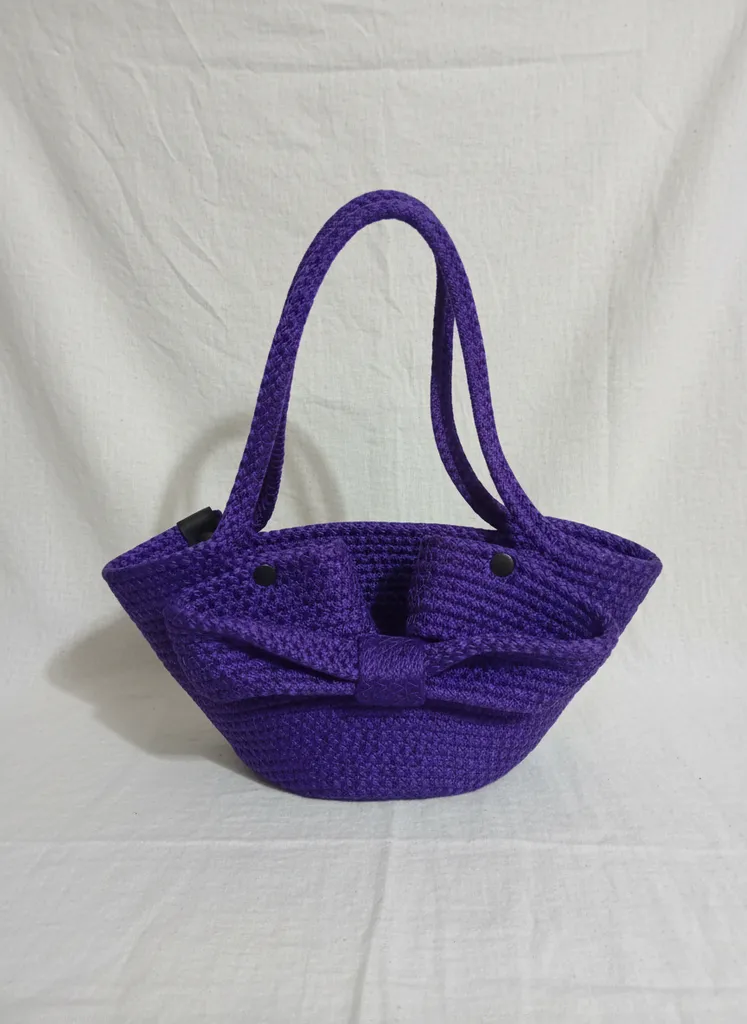 Mor Renkli Tress Polyester İpten Dikme Çanta