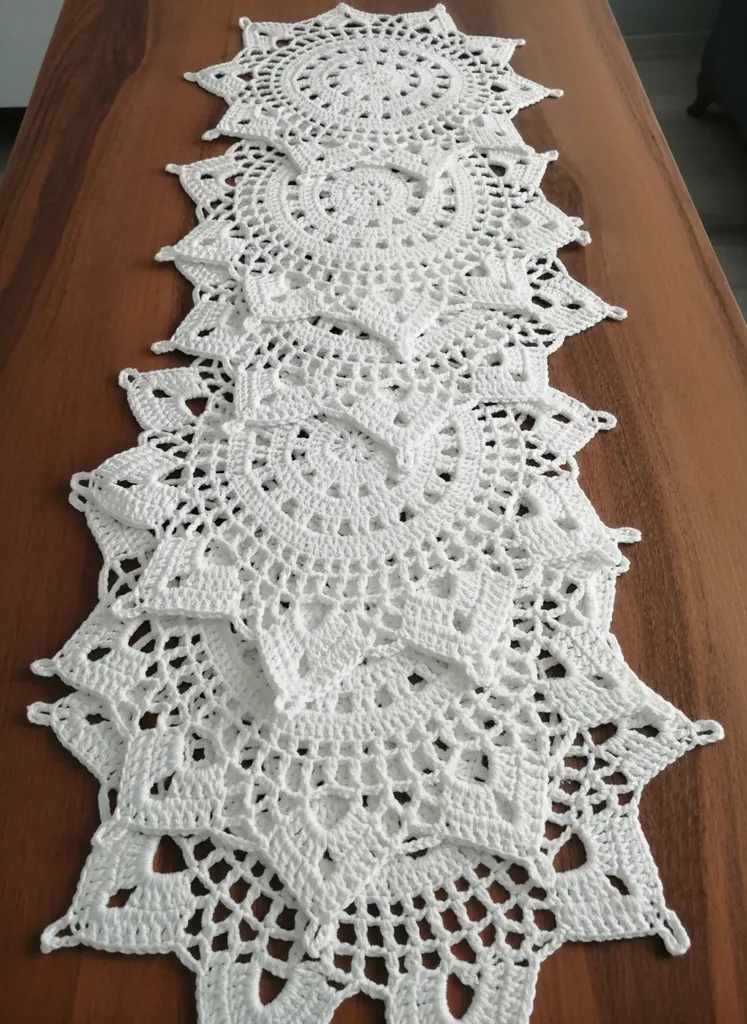 Beyaz Dantel Örgü Yıldız Peçete Sehpa Örtüsü Supla Takımı - El Emeği