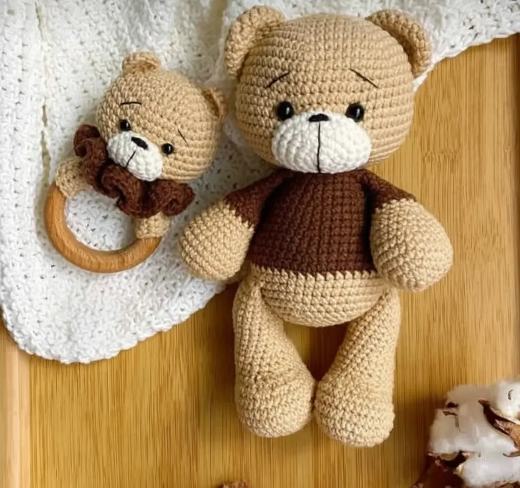 Amigurumi Ayıcık Oyuncak ve Ahşap Halkalı Çıngırak 2'li Set