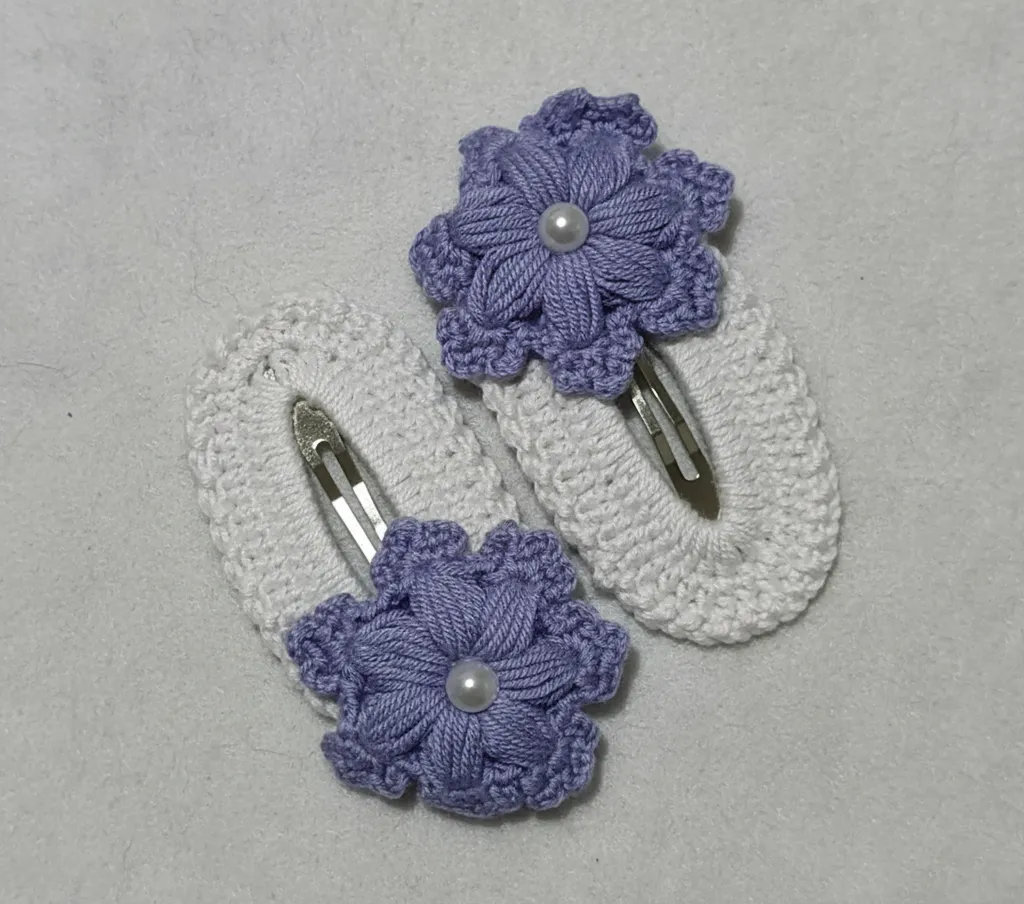 Mor Çiçek Detaylı Örgü Saç Tokası - 2'li Çıtçıtlı Set