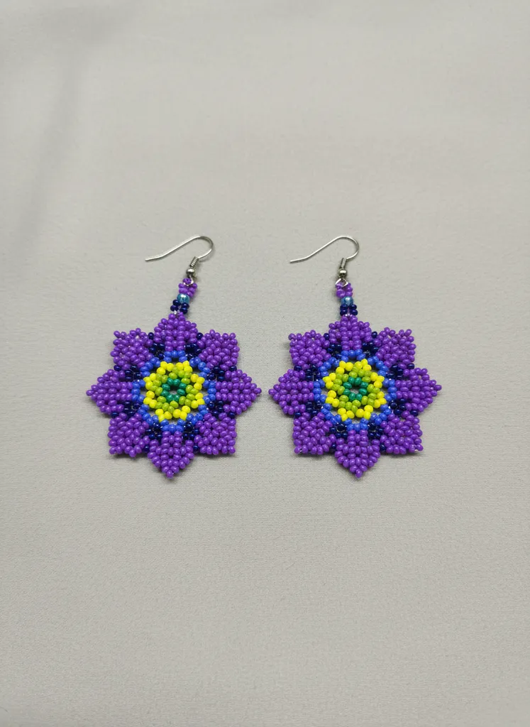 Miyoki Boncuk İşlemeli Mor Çiçek Küpe - El Emeği Tasarım