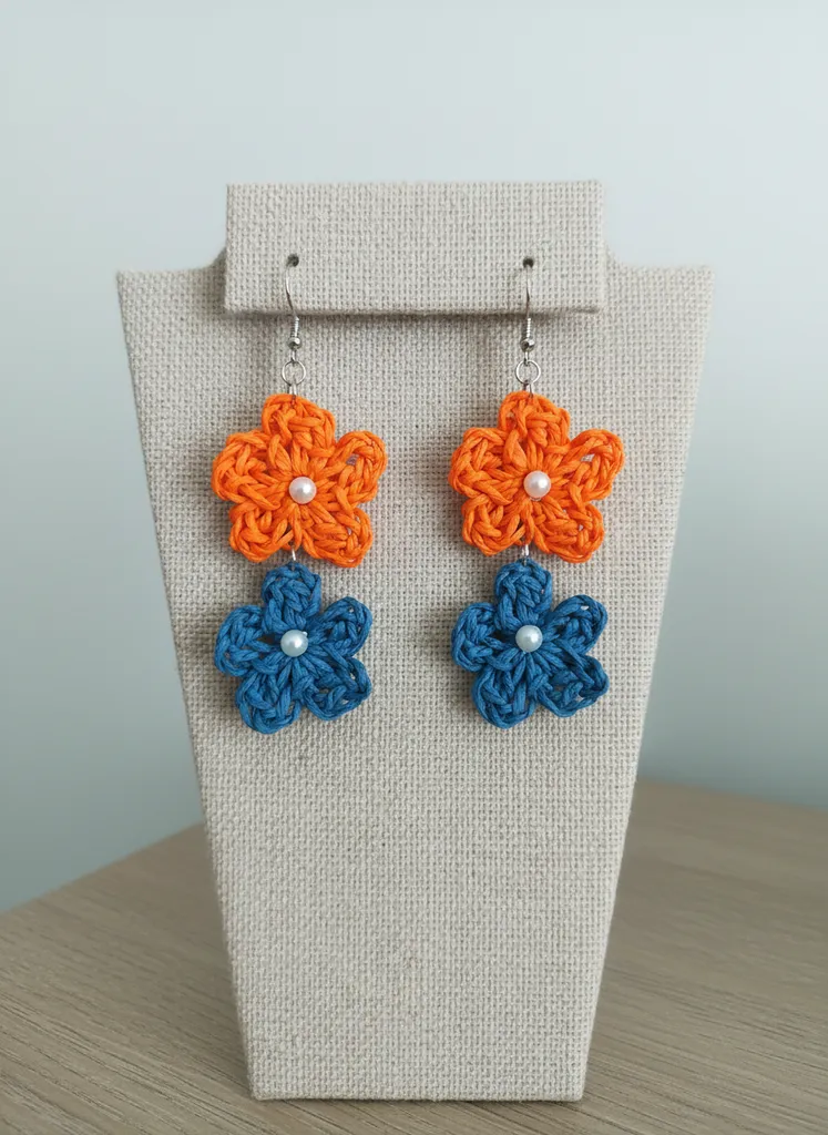 Turuncu ve Mavi Çiçek Detaylı Kağıt İp Küpe - Bohem Tarz