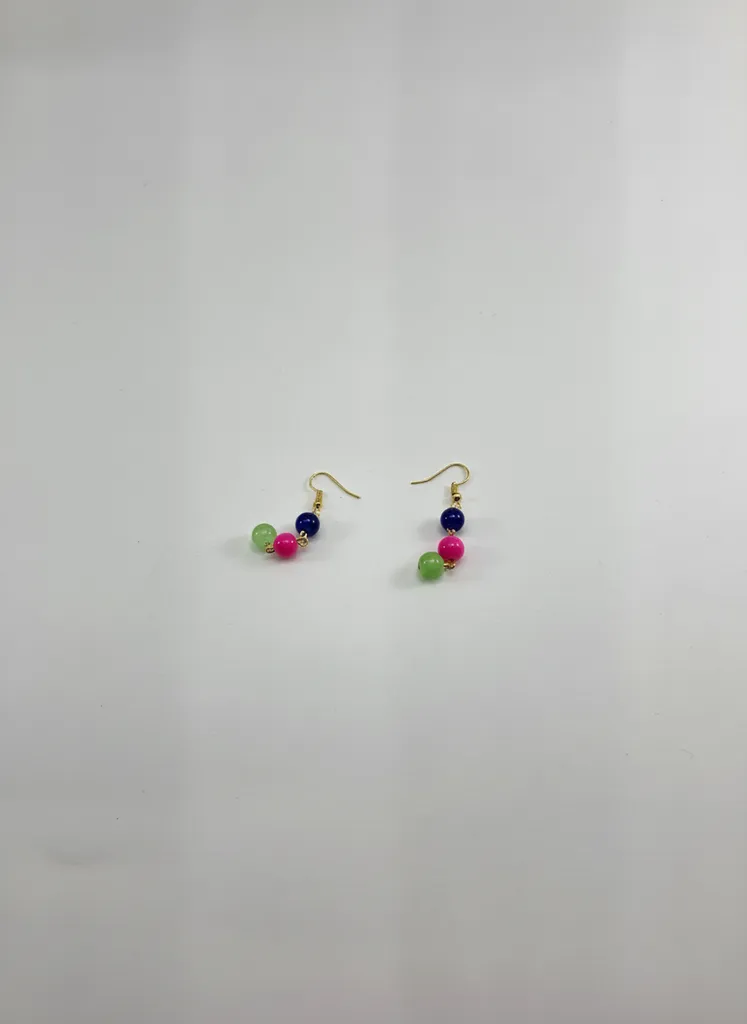 Yeşil, Pembe ve Mavi Taşlı Altın Renkli Küpe - Renkli İnci Küpe