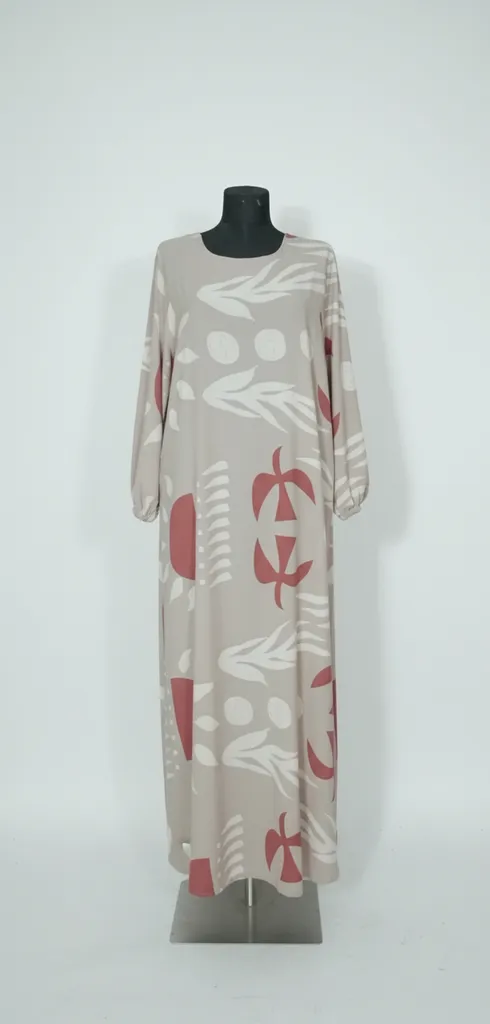 Desenli Viskon Tesettür Elbise - Özel Dikim, Uzun Kollu, Rahat Kesim