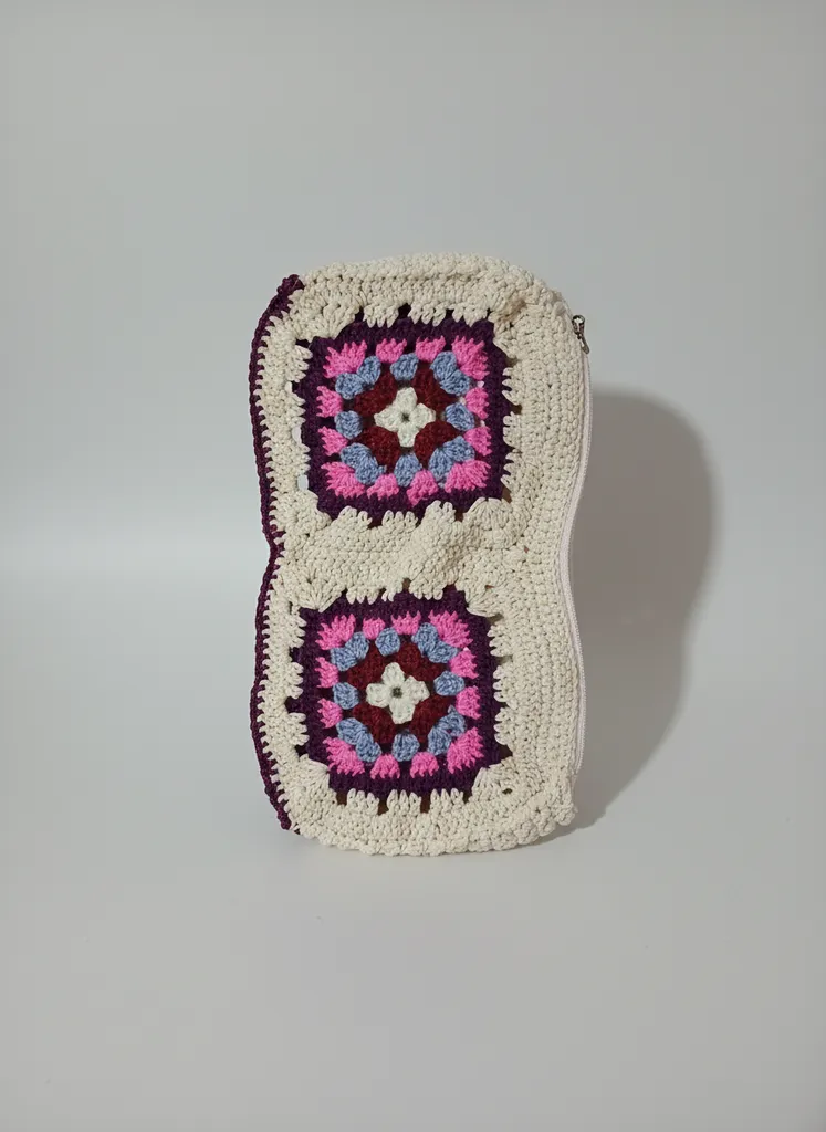 Cream Colored Motif Knit Bag - Ideal Size for Books and Journals