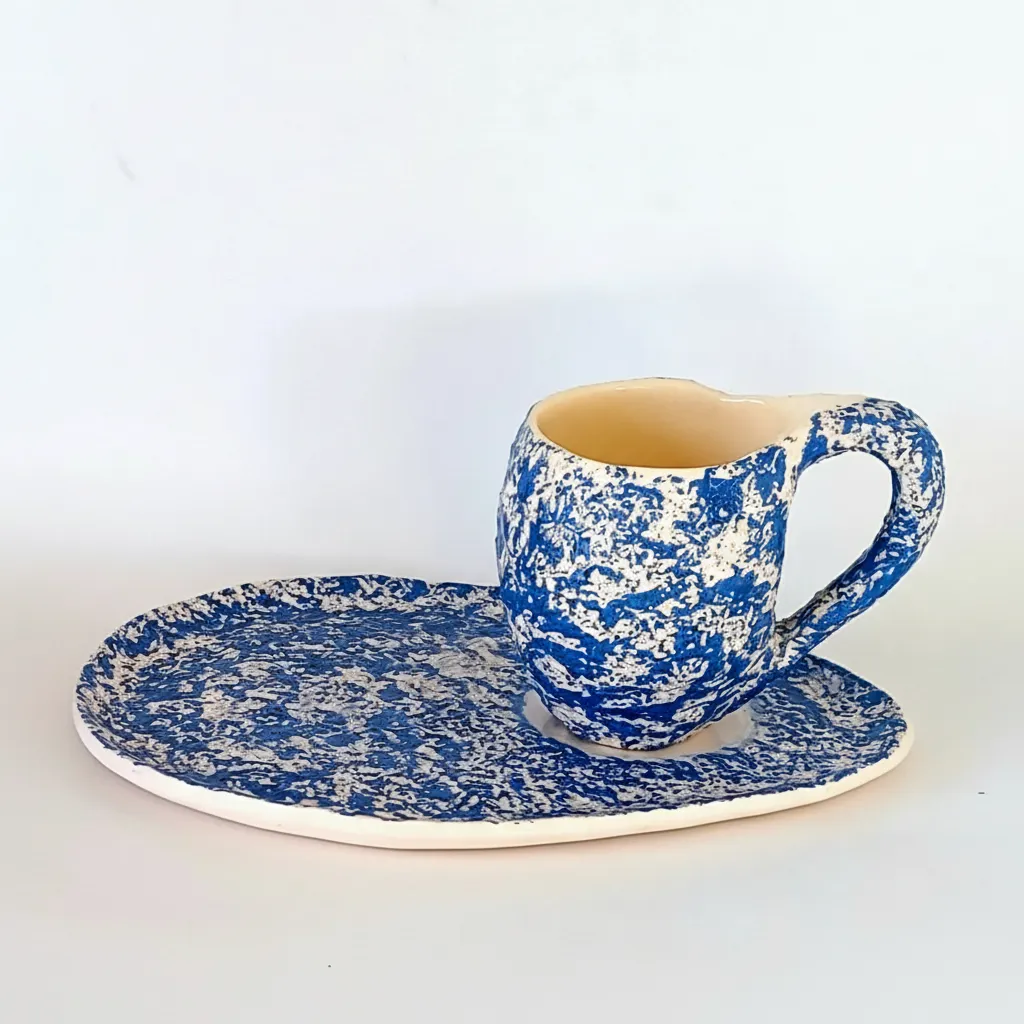 Mavi Desenli Seramik Kupa ve Tabak Seti - El Yapımı Tasarım