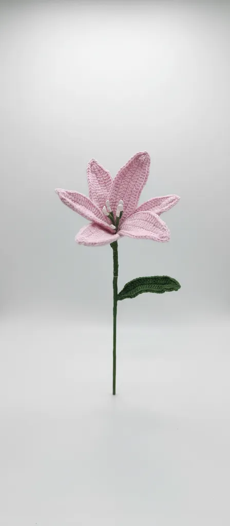Pembe Örgü Zambak Çiçeği - Dekoratif El Yapımı Ev Aksesuarı