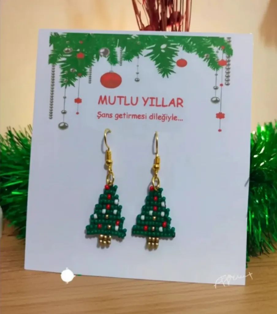 Green Christmas Tree Designed Beaded Earrings - New Year'S Gift