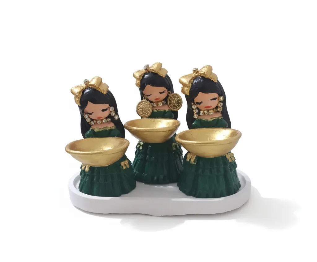 Taş Tozu Kız Figürlü Sunumluk - 3 Adet Gold Detaylı Dekoratif Obje