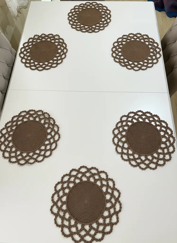 Brown Hand-Knitted Placemat and Runner Set - 6 Placemats & 1 Runner