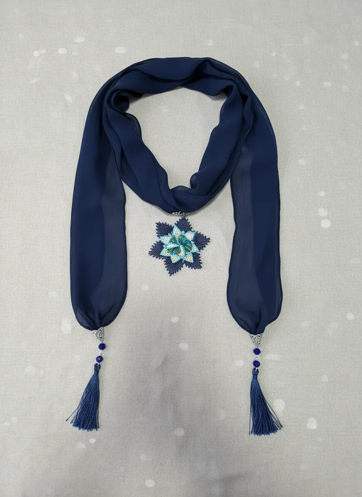 Lacivert Şifon Fular - İğne Oyası Detaylı, Boncuklu ve Püsküllü Tasarım