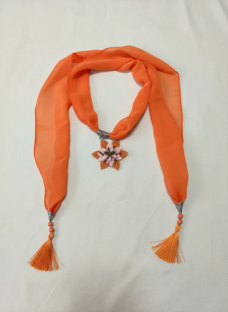 Turuncu Şifon Fular - İğne Oyası Detaylı, Püsküllü ve Boncuklu - El Emeği