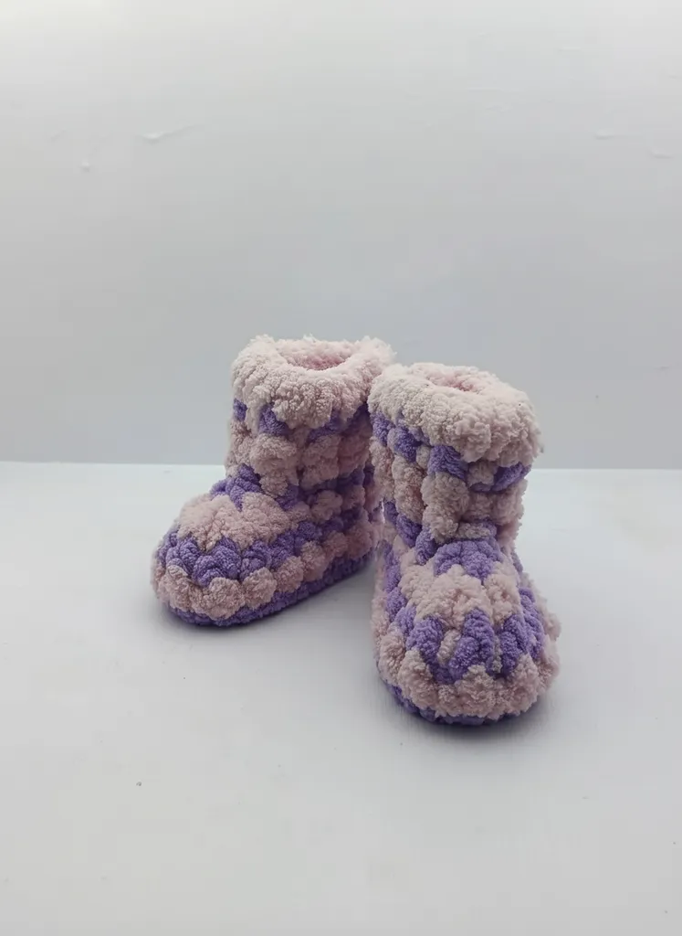 Kız Bebek Mor ve Pembe Renkli Örgü Patik, 16-17 Numara - El Örmesi