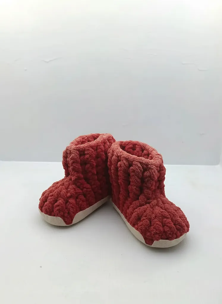 Erkek Bebek Bordo Kaydırmaz Tabanlı Örgü Panduf 16-17 Numara