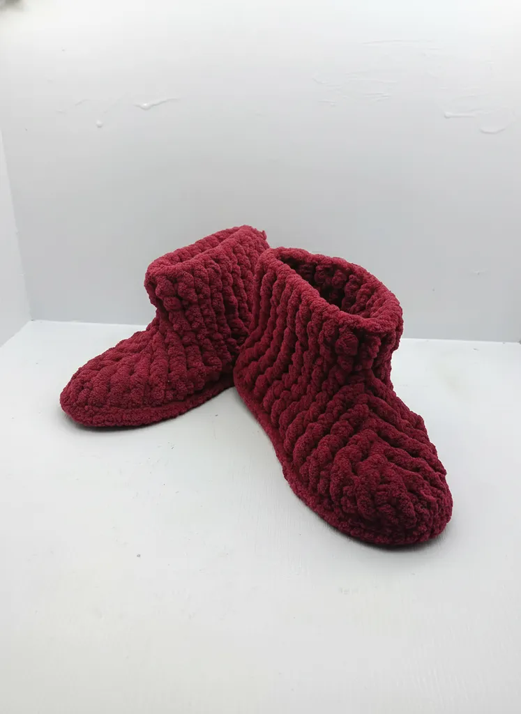 Bordo Çocuk Ev Patiği Örme - 28-29 Numara - El Emeği