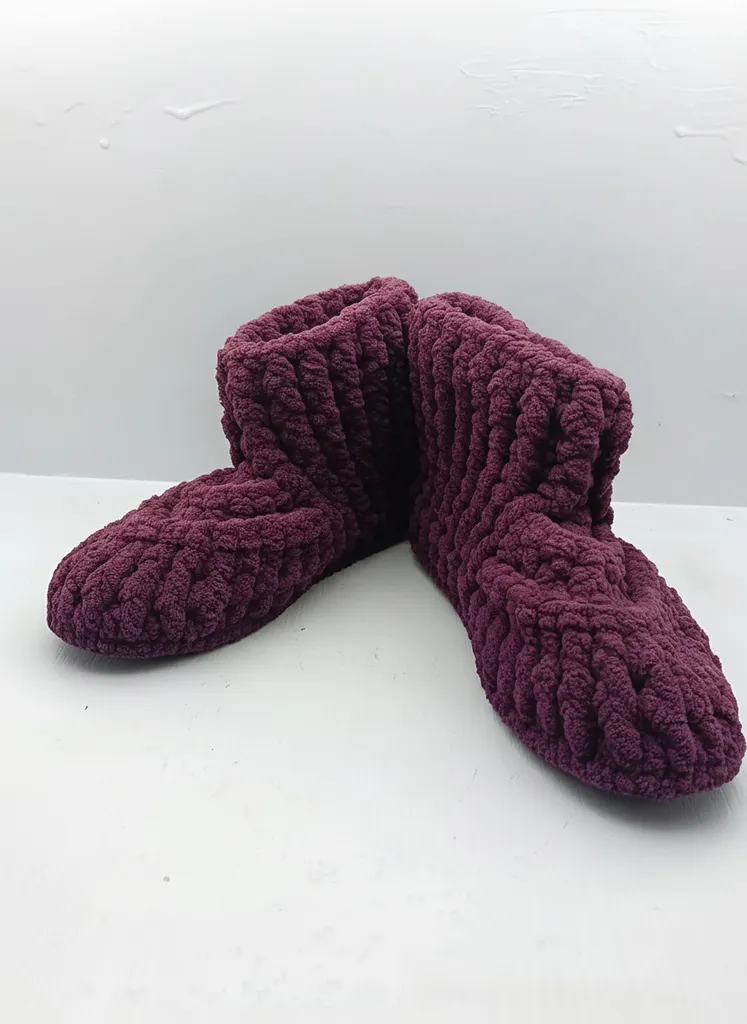 Çocuk Bordo Örgü Ev Patiği 30-31 Numara - El Örmesi