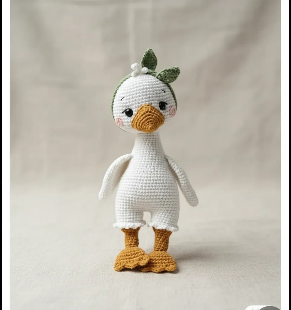 Beyaz Amigurumi Örgü Kaz Bebek Oyuncak - El Emeği Hediyelik