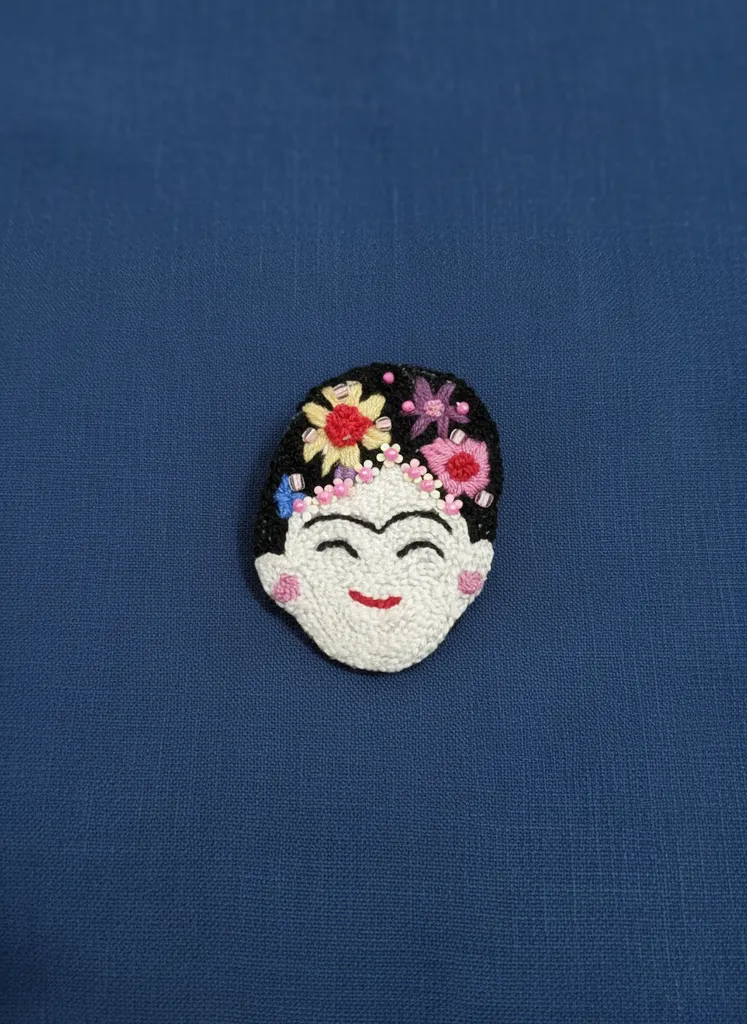 Frida Kahlo Temalı Punch Nakışı Broş - El Yapımı İğne Oyası