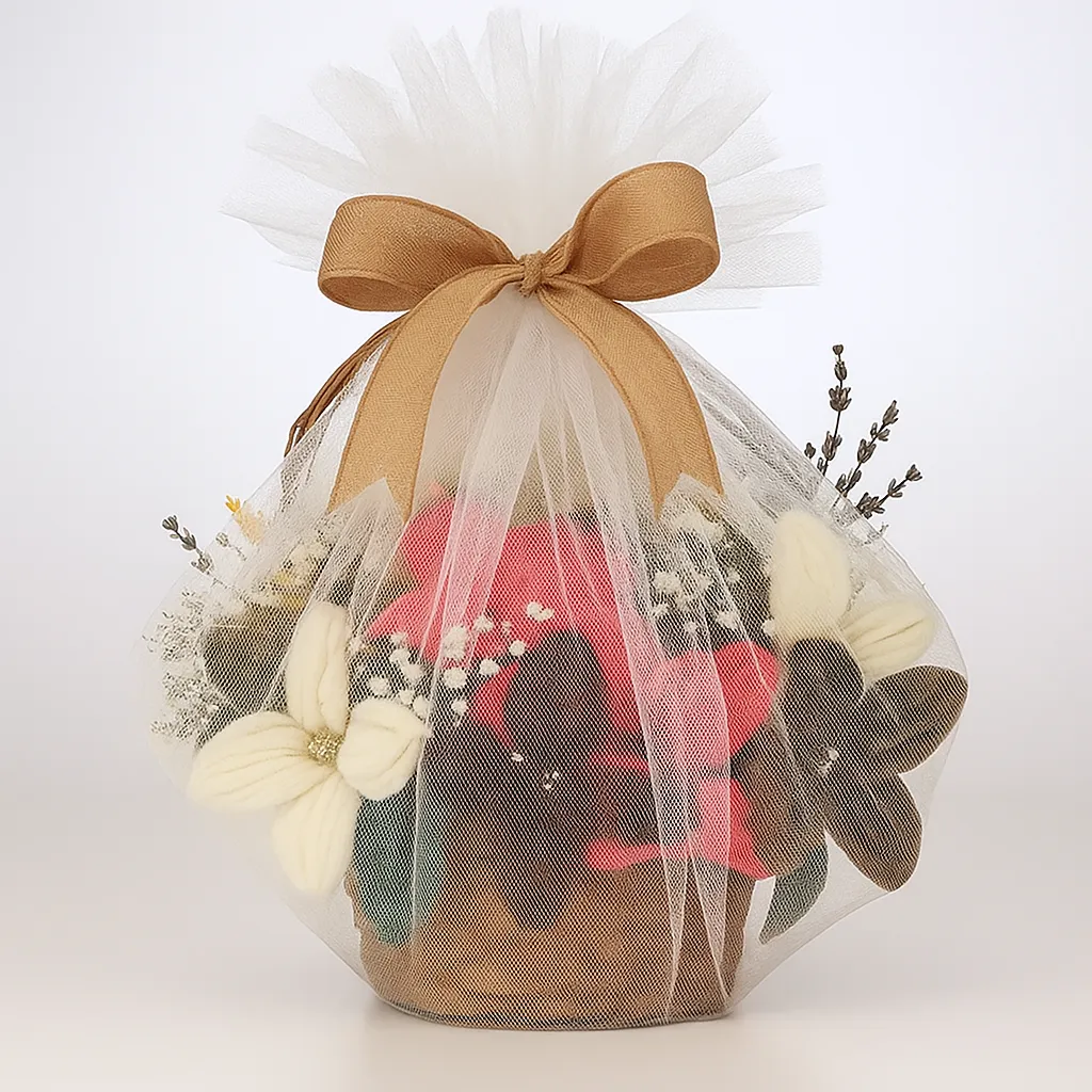 Tüllü Dekoratif Çiçek Sepeti