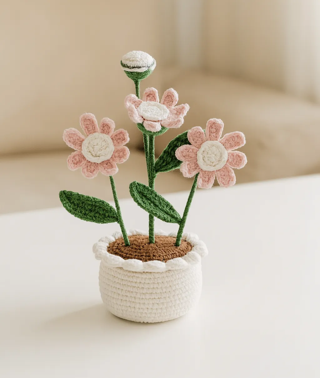 Örgü Pembe Papatya Saksı - Amigurumi Dekoratif El Yapımı Çiçek