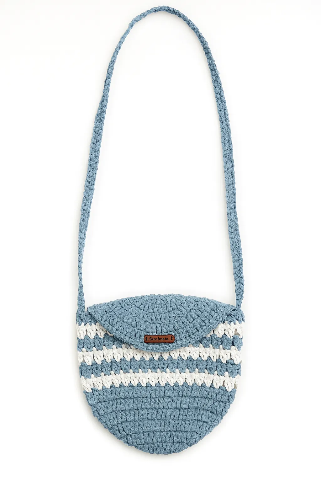 Mavi Beyaz Oval Askılı Kapaklı Örgü Çanta