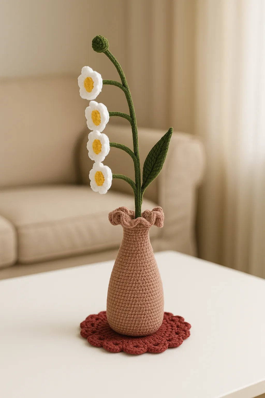 Beyaz Vadi Zambakları Örgü Çiçek Buketi - Kiremit Altlıklı Vazo