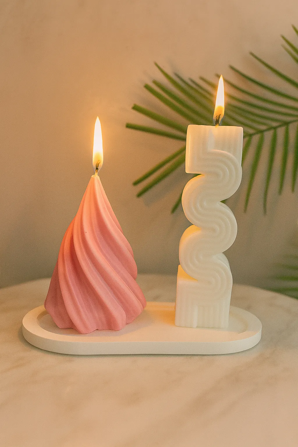 Pembe Spiral Mum ve Beyaz Dalga Mum Seti - Kıvrım Koleksiyonu