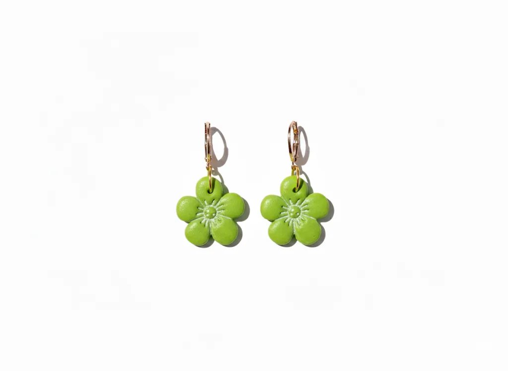 Yeşil Çiçek Desenli Küpe