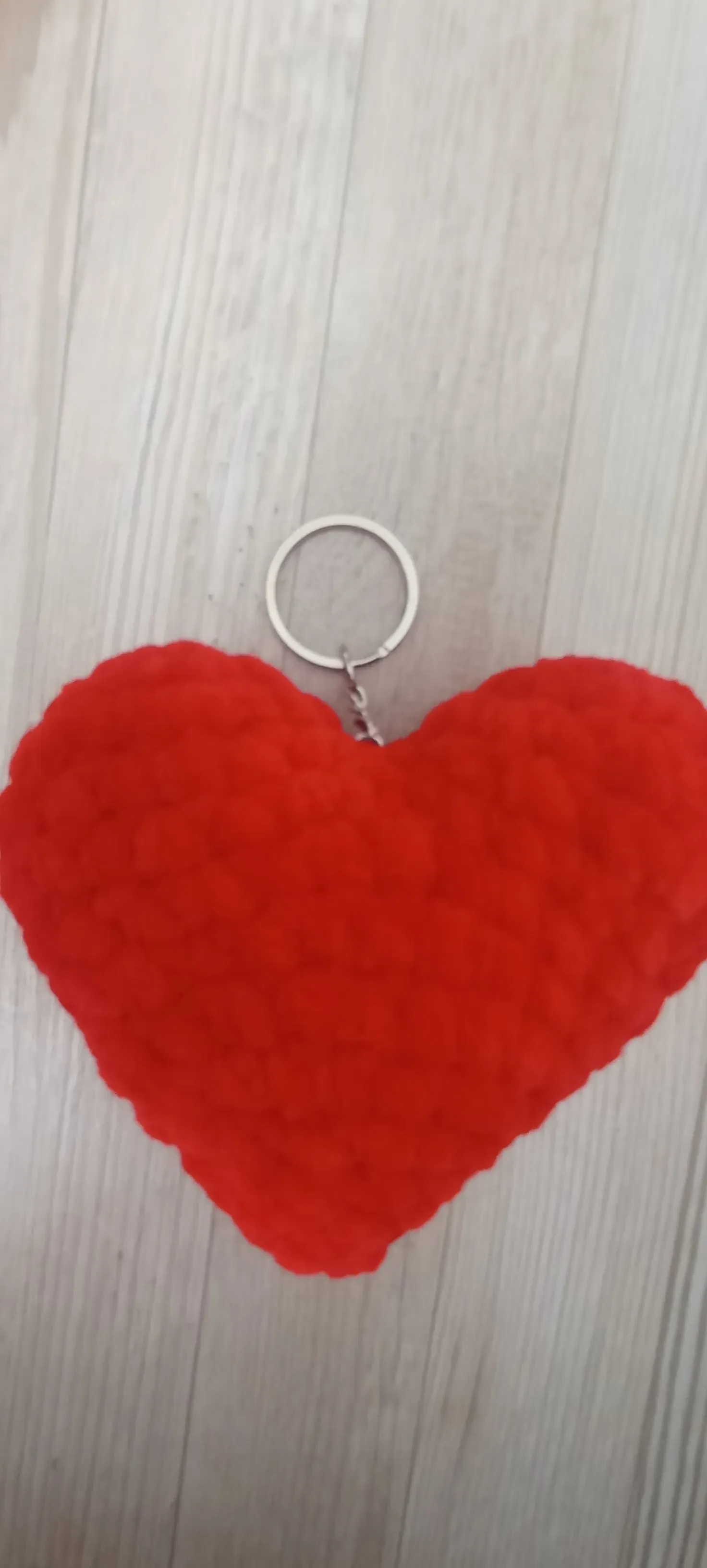 Kırmızı Kadife Amigurumi Kalp Anahtarlık - Özel Tasarım El Emeği