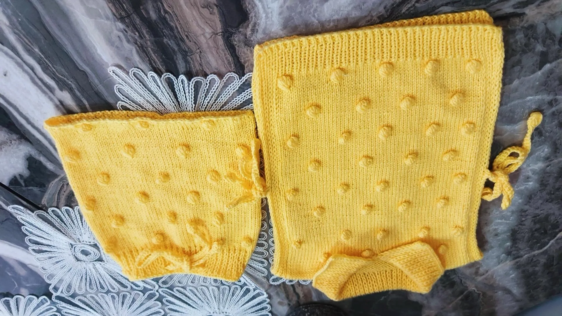 Sarı Renk El Örgüsü Bebek Takımı