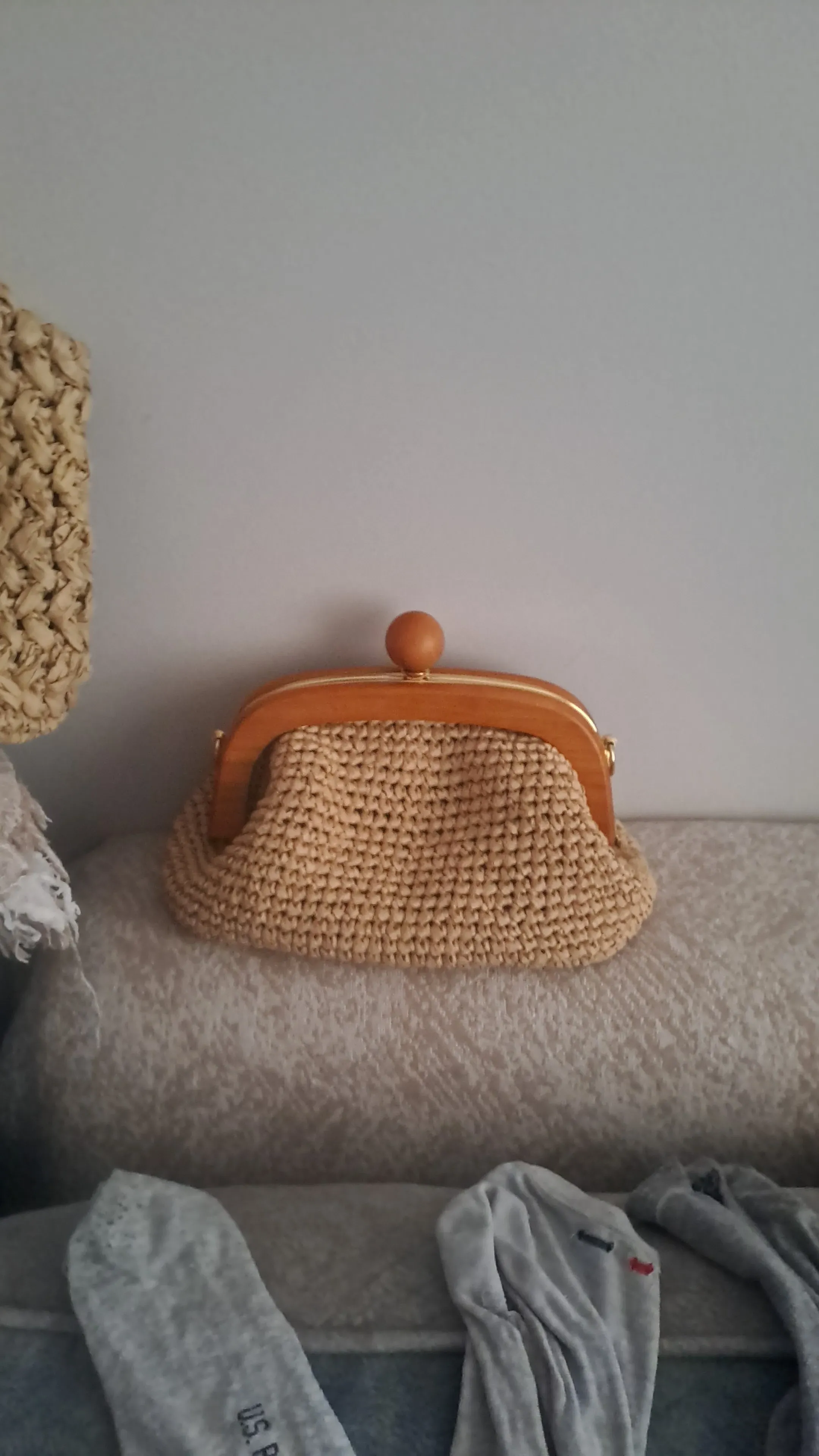 Ahşap Detaylı Rafya İp Örgü Çanta - Krem Renkli El Emeği